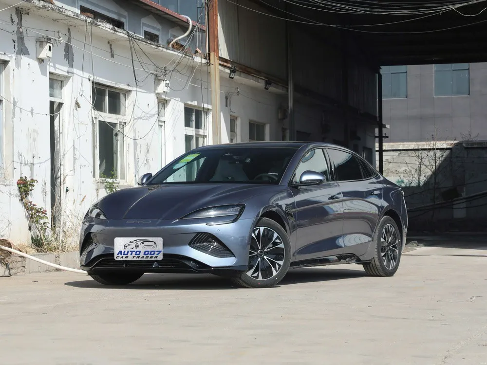 سيارة BYD Seal الكهربائية