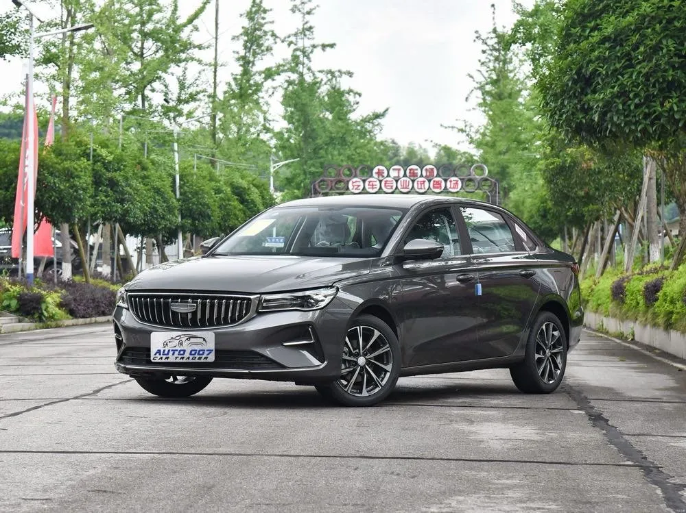 سيارة جيلي امجراند بنزين